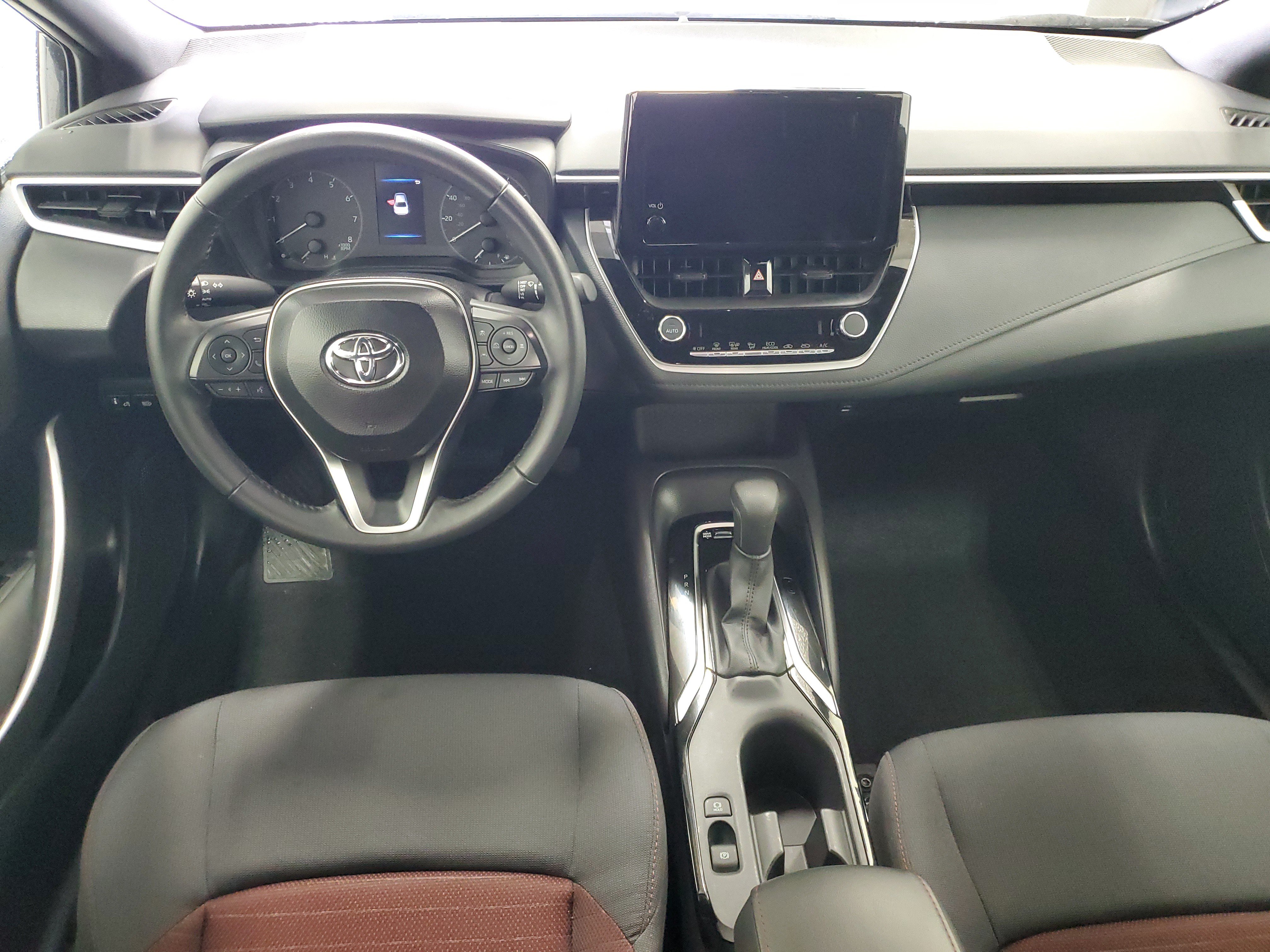 Used 2025 Toyota Corolla SE FWD image 15
