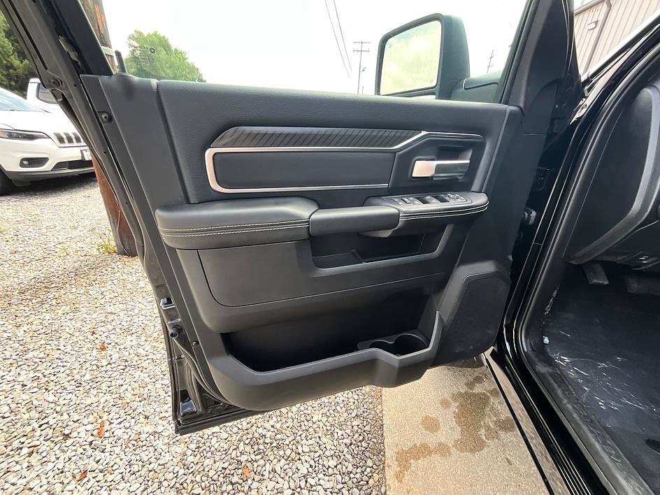 New 2026 RAM 2500 Big Horn AWD/4WD image 11