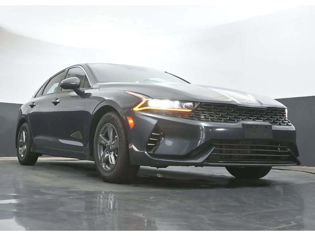 Used 2023 Kia K5 LXS image 27