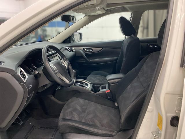 Used 2014 Nissan Rogue SV w/ SV Premium Package image 10