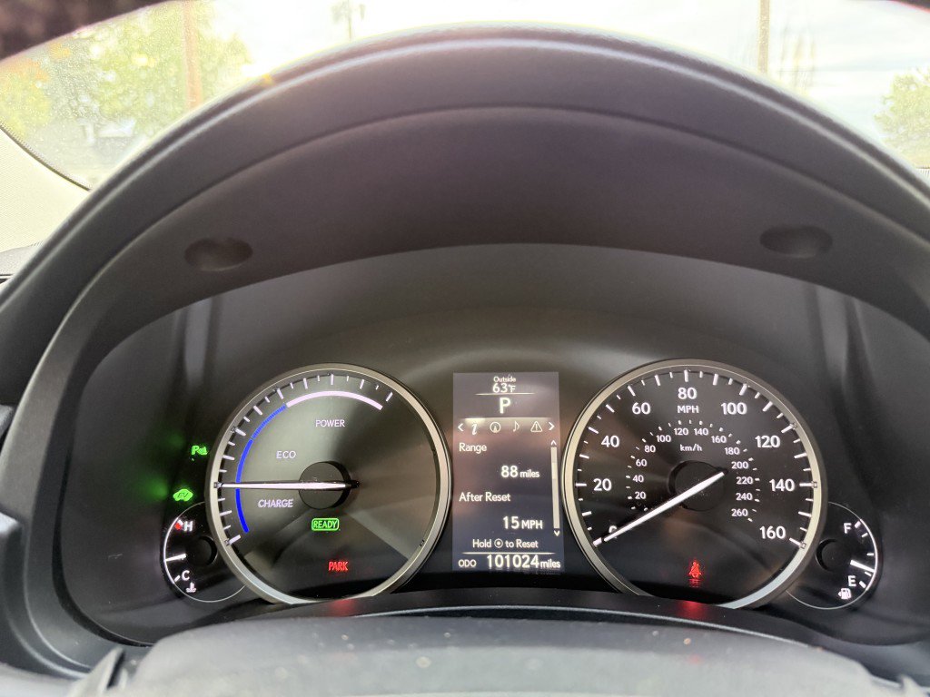 Used 2015 Lexus NX 300h AWD image 28