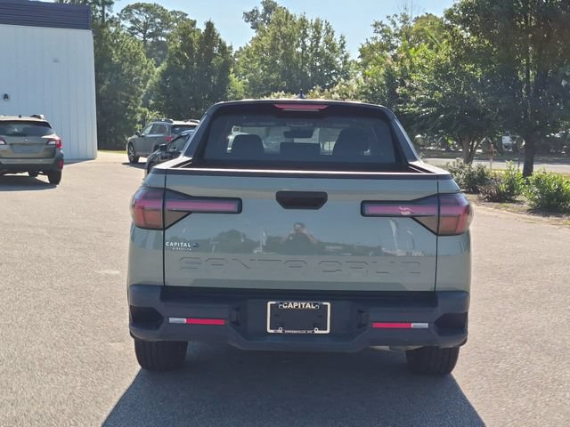 Used 2024 Hyundai Santa Cruz SE FWD image 4