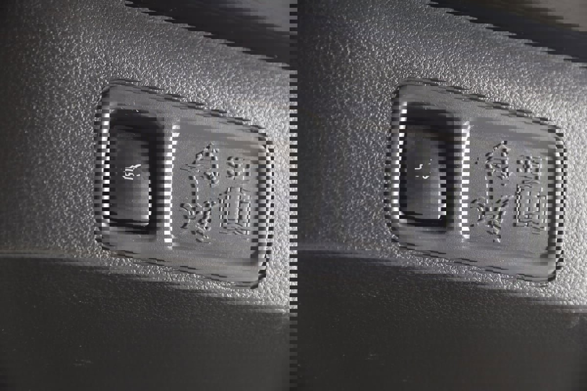 Used 2022 Ford Expedition Limited image 51