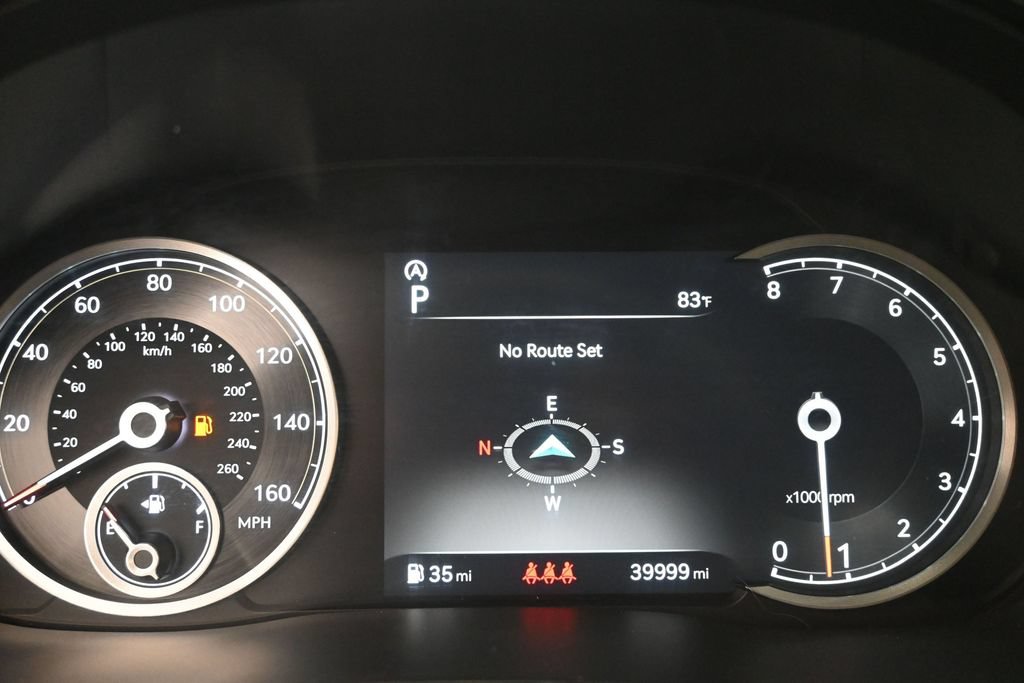 Used 2024 Genesis GV70 3.5T Sport w/ Sport Advanced Package AWD/4WD image 17