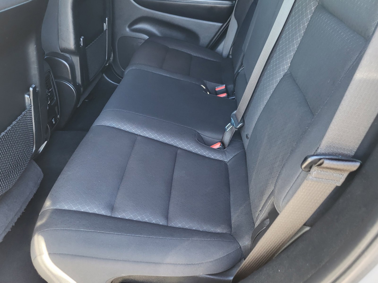 Used 2019 Jeep Grand Cherokee Laredo image 17