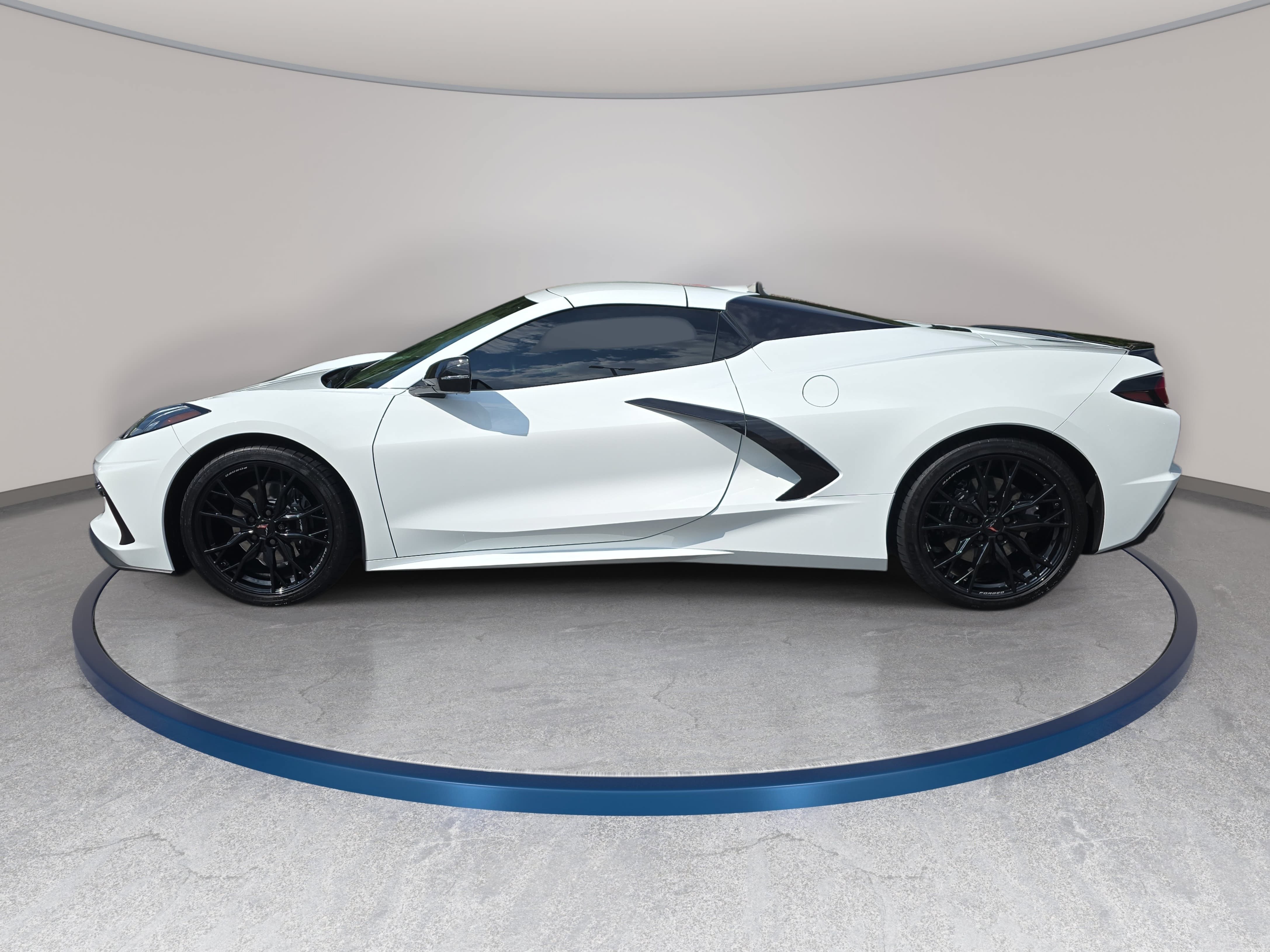 Used 2024 Chevrolet Corvette Stingray Preferred Conv w/ Battery Protection Package RWD image 8
