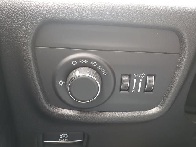 Used 2024 Jeep Grand Cherokee Altitude AWD/4WD image 30