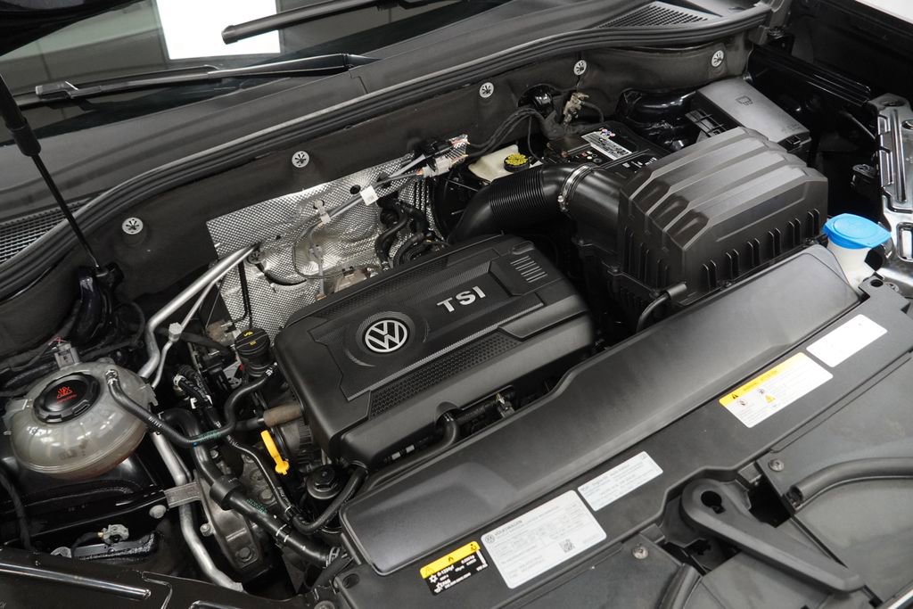 Used 2022 Volkswagen Atlas Cross Sport SE image 48