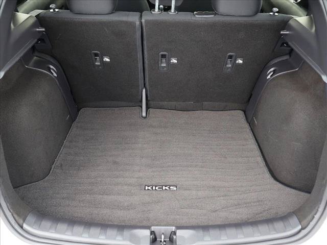 Used 2023 Nissan Kicks SV FWD image 6