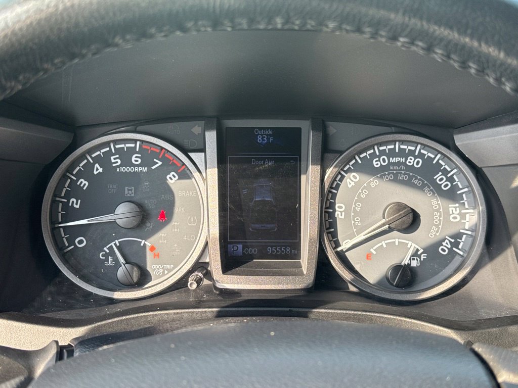 Used 2020 Toyota Tacoma TRD Sport w/ TRD Premium Sport Package AWD/4WD image 43