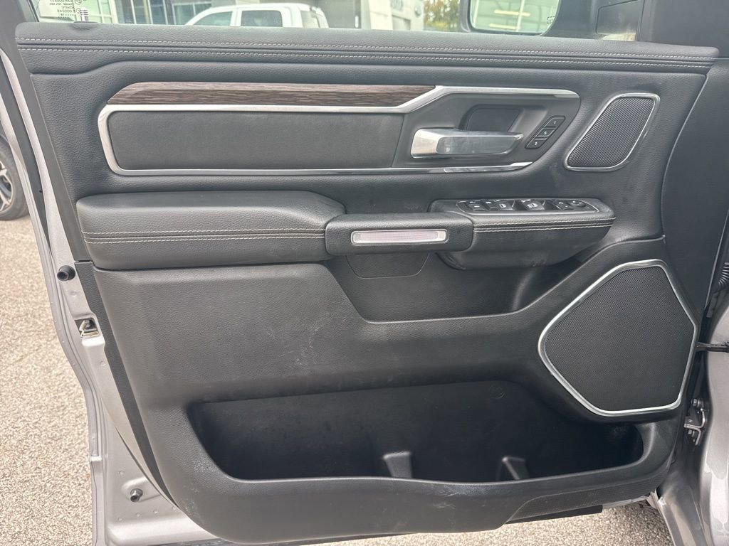 Used 2019 RAM 1500 Laramie image 10