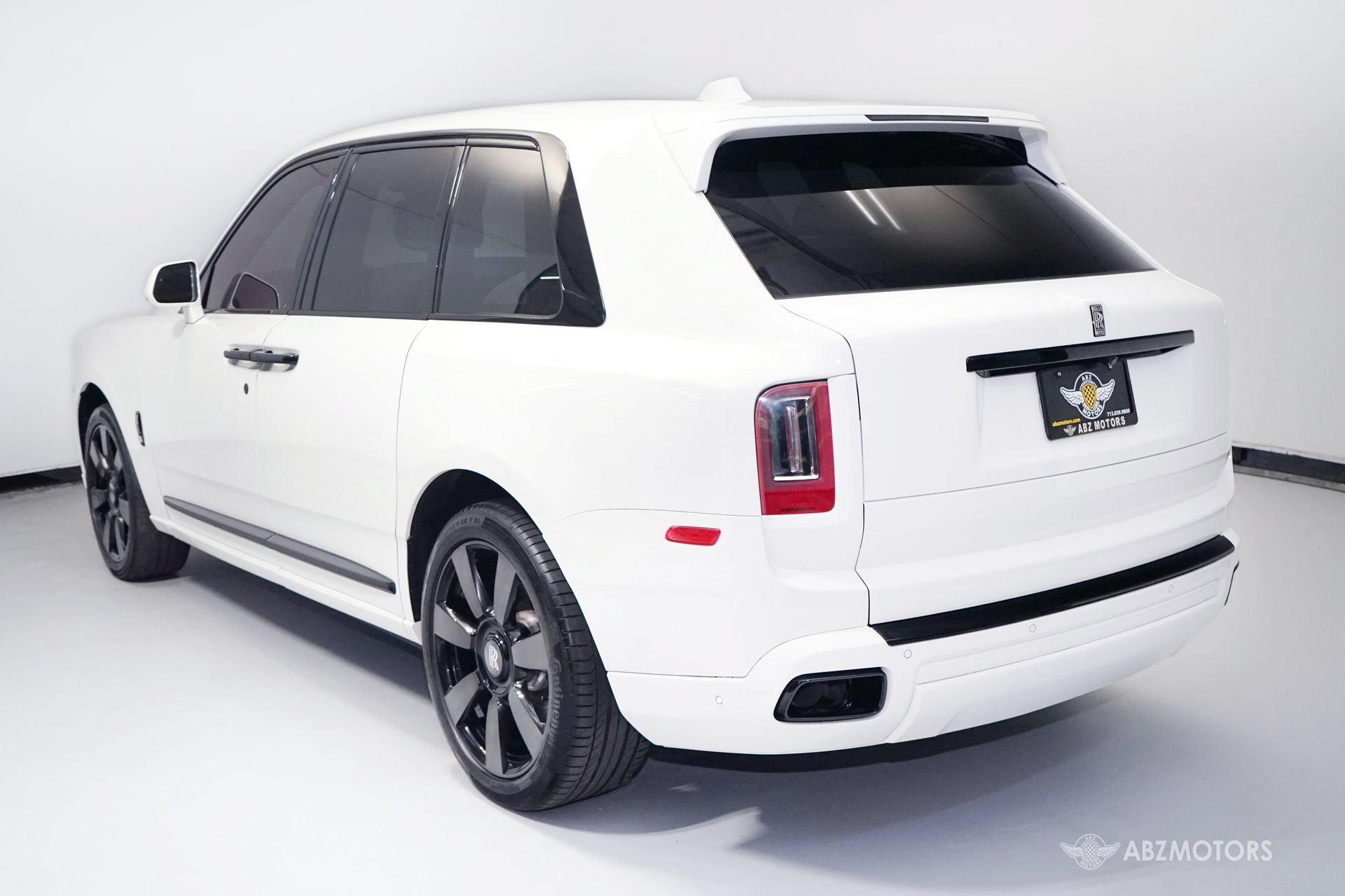 Used 2019 Rolls-Royce Cullinan AWD/4WD image 7