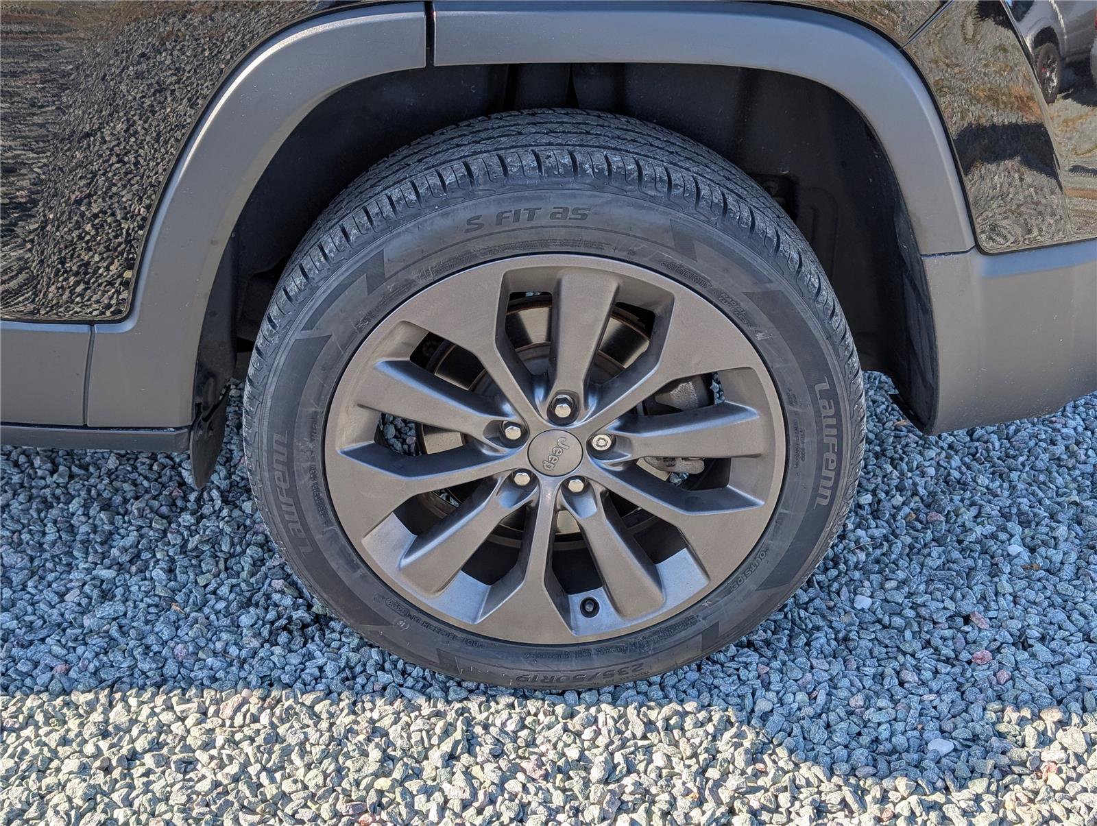 Used 2021 Jeep Cherokee Latitude Lux 80th Anniv w/ Quick Order Package 26U 80TH image 6