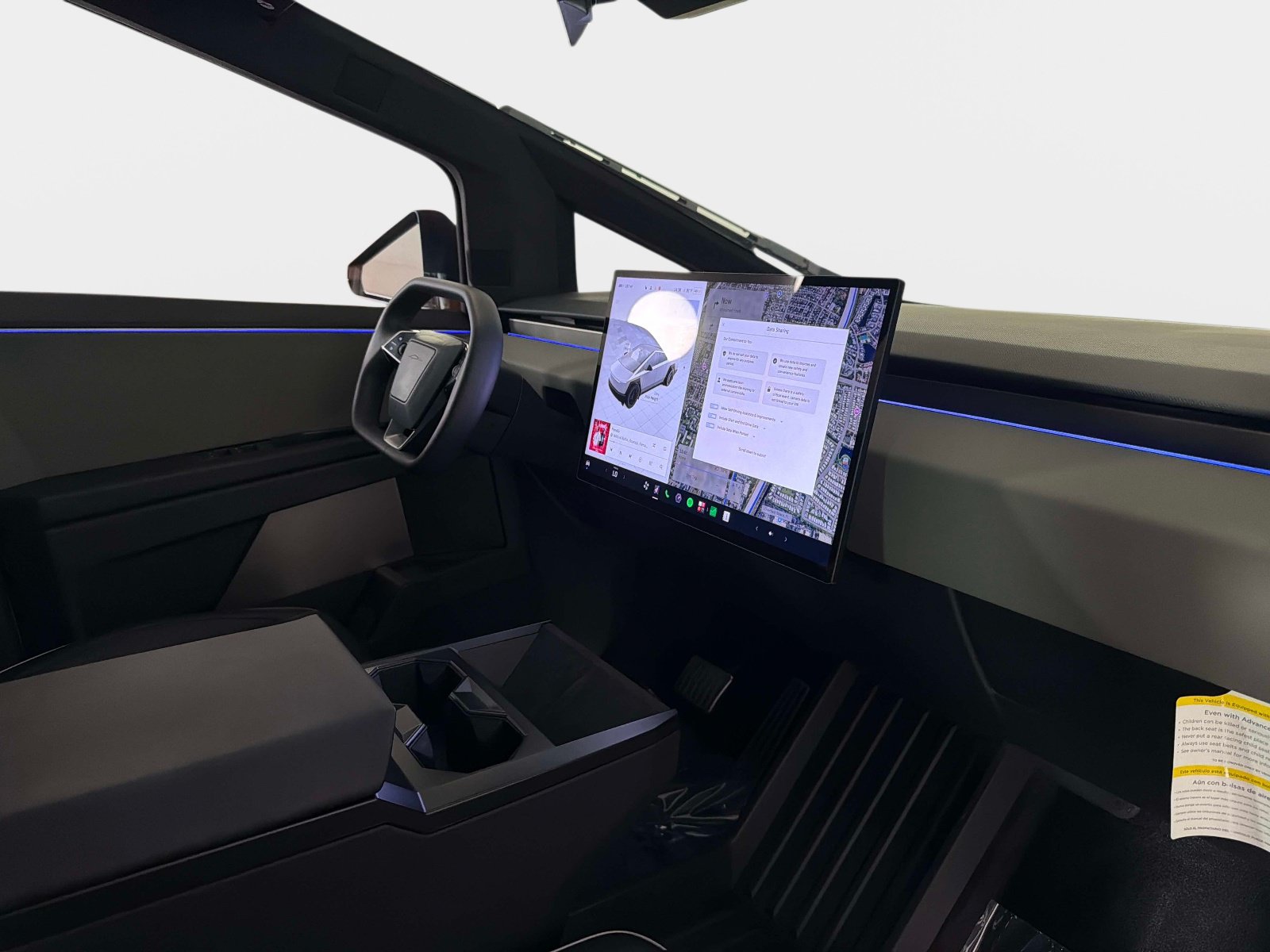Used 2024 Tesla Cybertruck AWD Crew Cab image 27