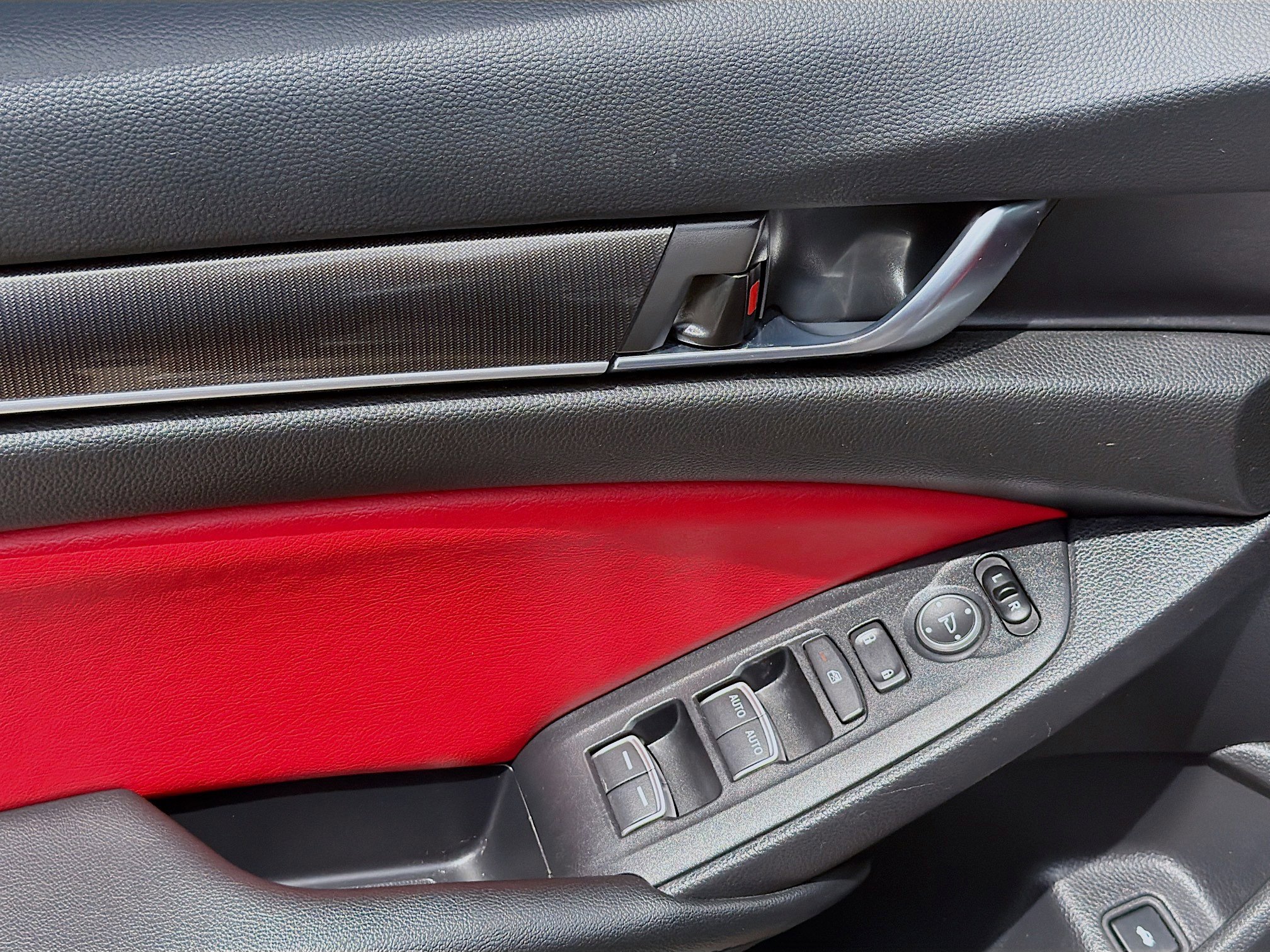 Used 2022 Honda Accord Sport image 16