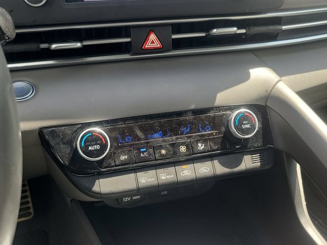 Used 2025 Hyundai Elantra Sport FWD image 27