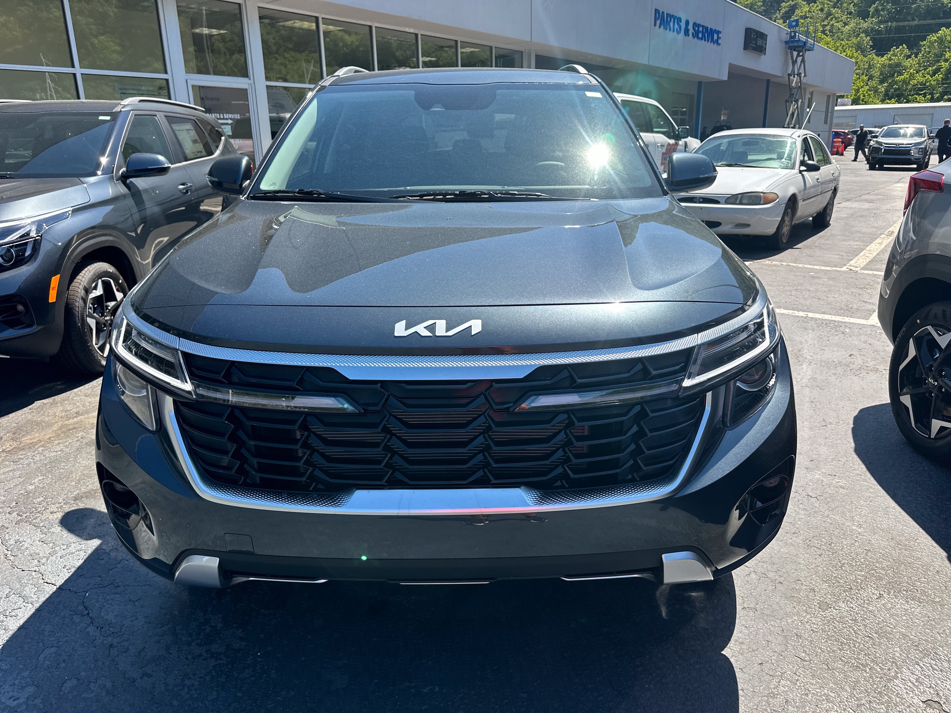 New 2026 Kia Seltos S AWD/4WD image 7