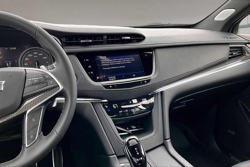 New 2026 Cadillac XT5 Sportv w/ LPO, Floor Liner Package AWD/4WD image 7