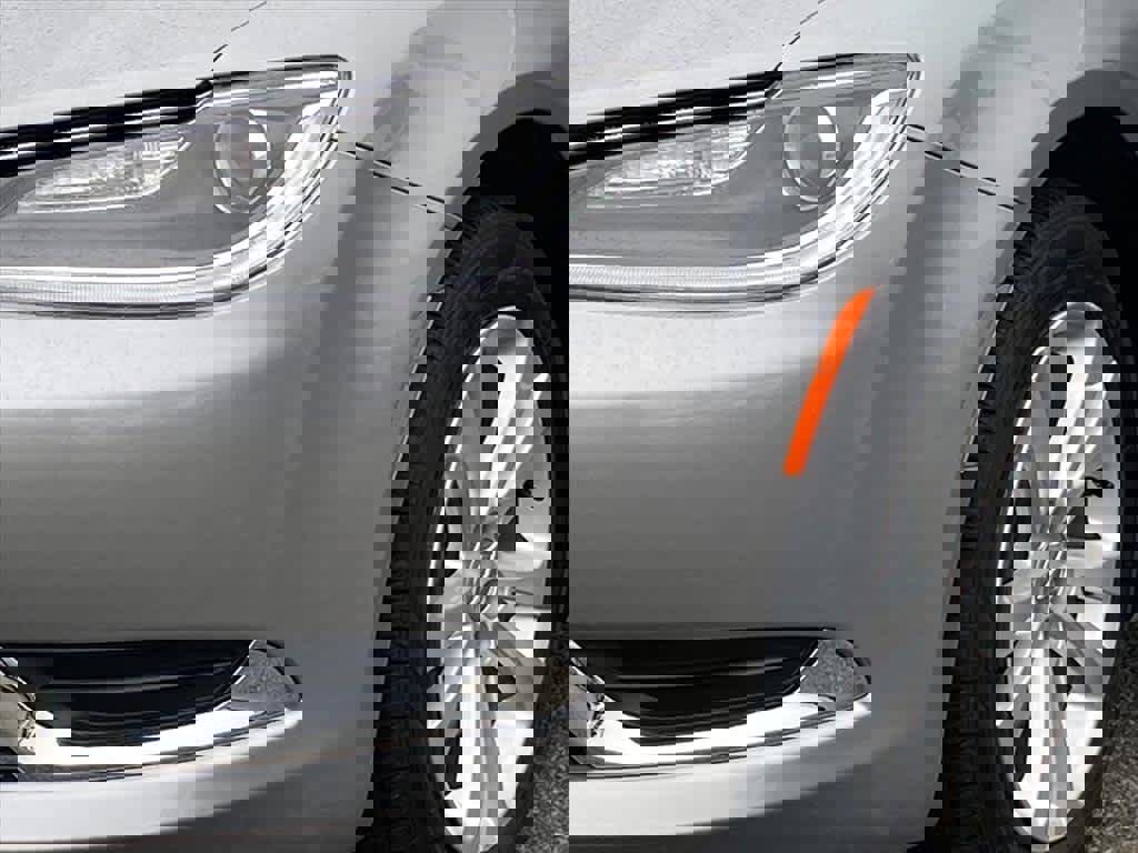 Used 2016 Chrysler 200 Limited image 20