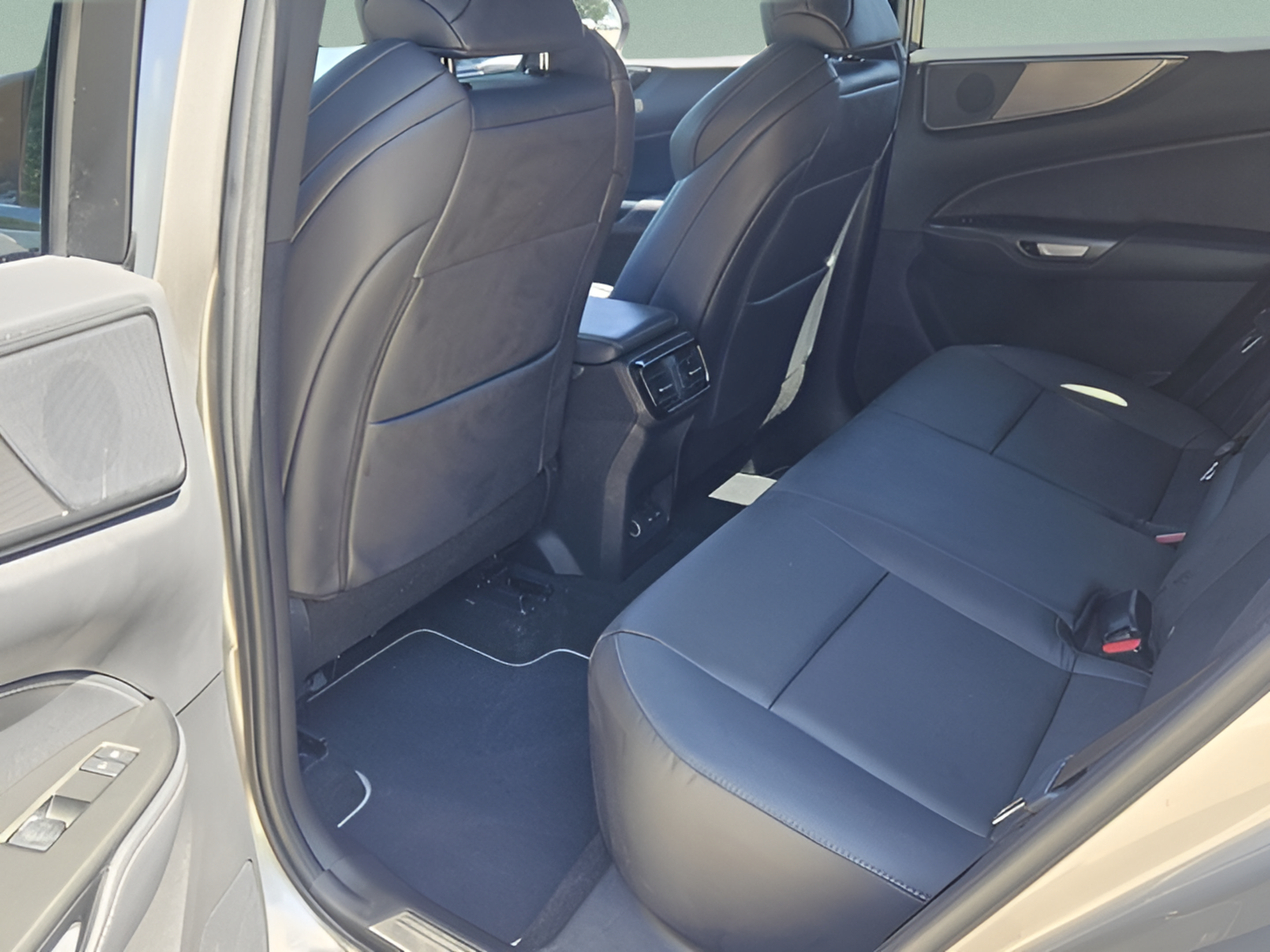 Used 2022 Lexus NX 350 F Sport w/ Towing Package (2000 Lbs) AWD/4WD image 10