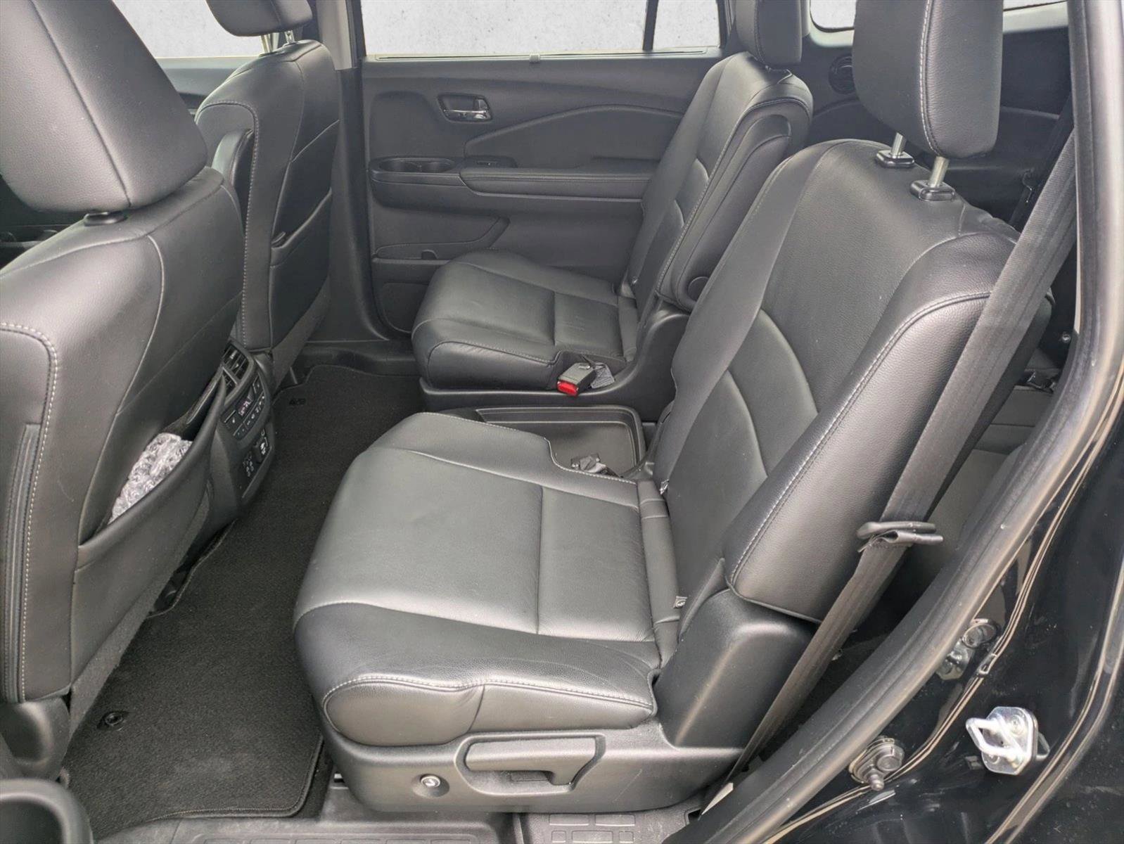 Used 2021 Honda Pilot Touring image 23