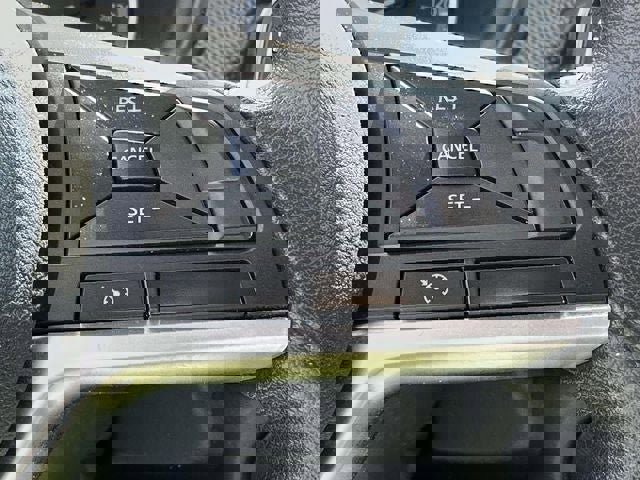 Certified 2021 Nissan Kicks S image 28