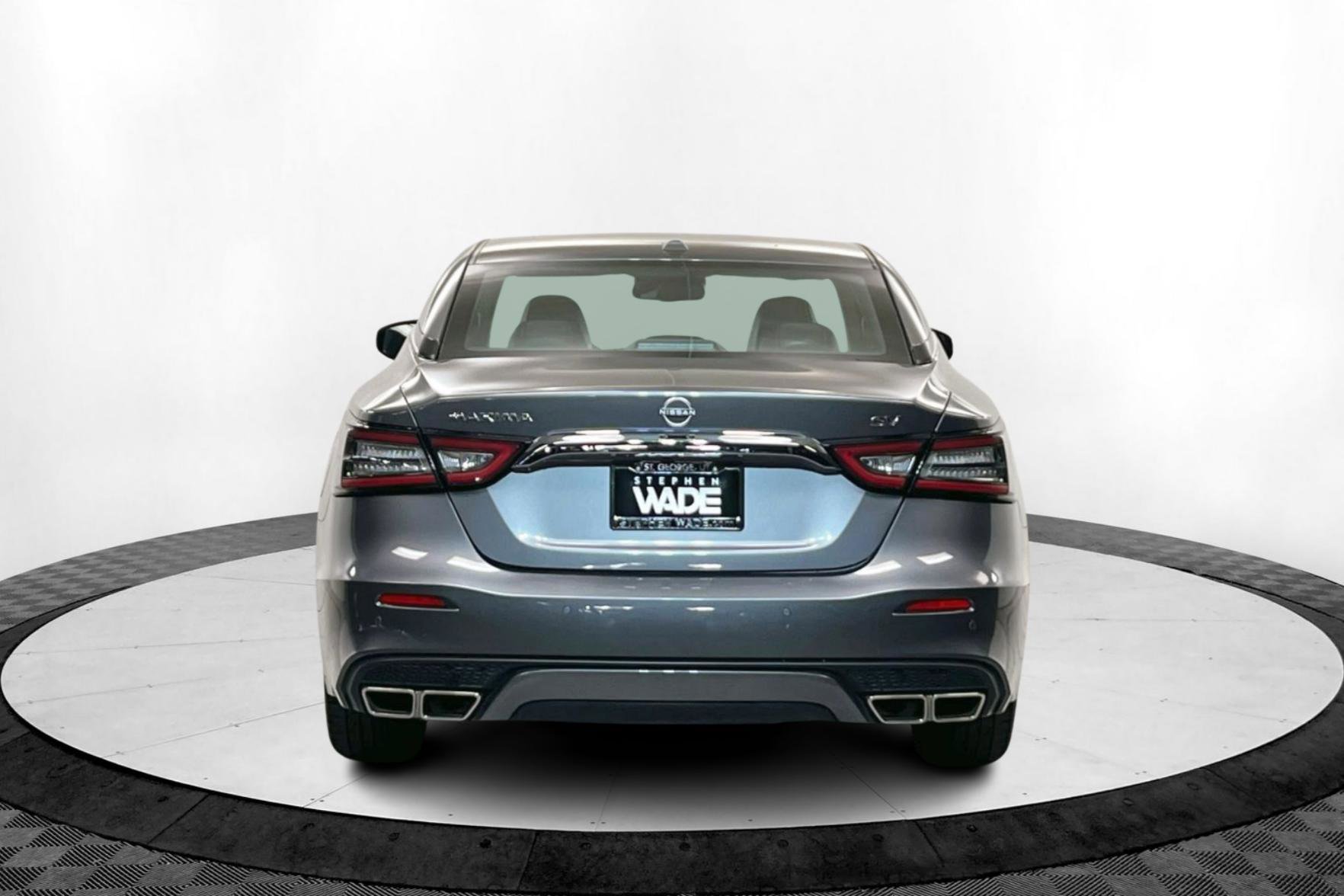 Used 2023 Nissan Maxima SV w/ Floor Mat Group image 4