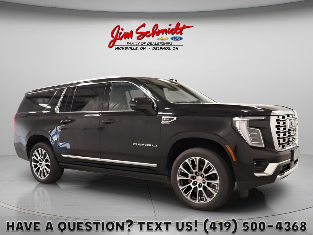 Used 2026 GMC Yukon XL Denali w/ Sun & Power Step Package AWD/4WD image 1