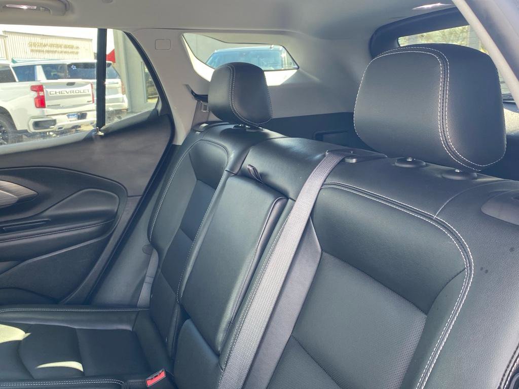 Used 2024 GMC Terrain SLT image 22