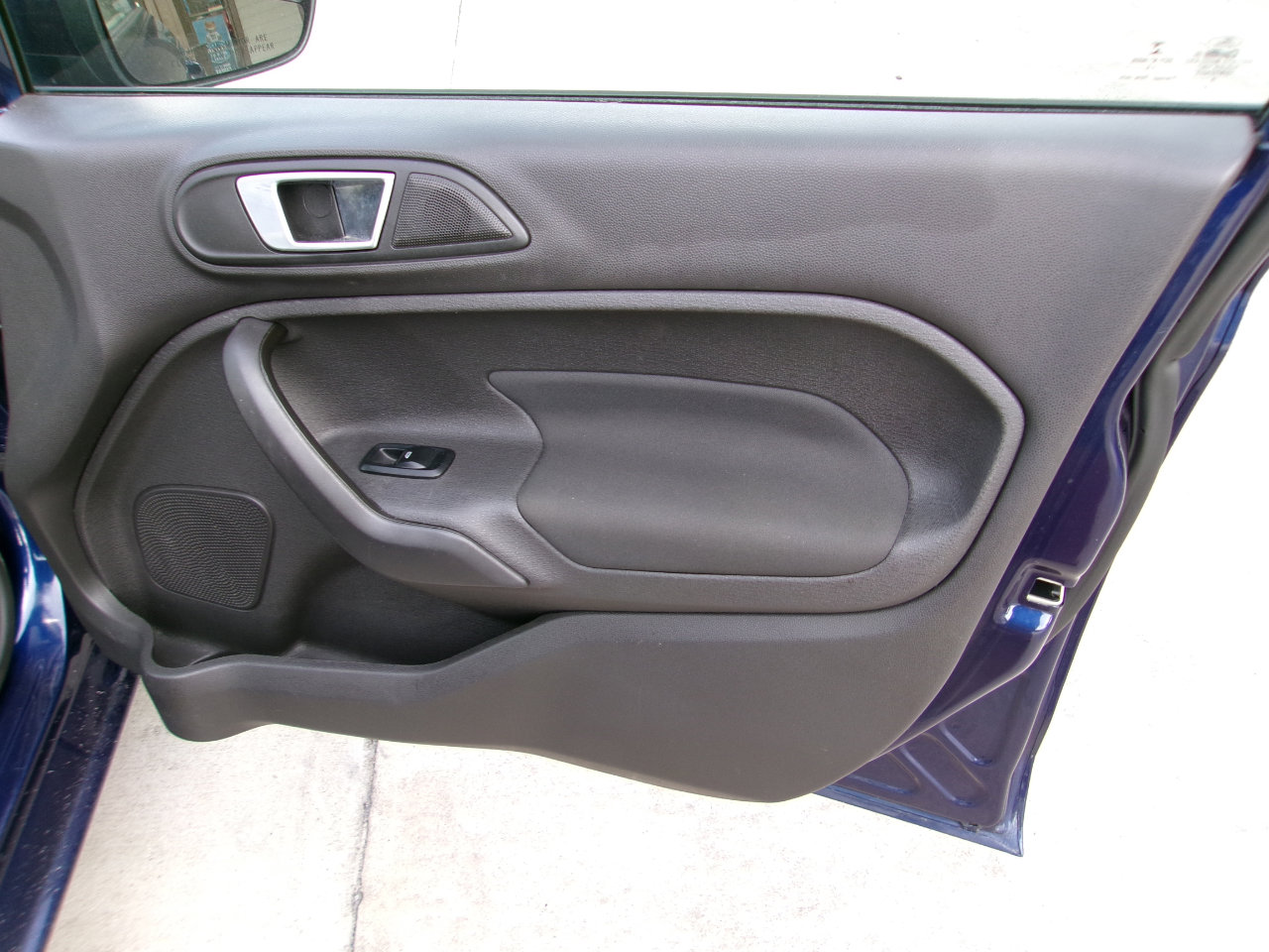 Used 2016 Ford Fiesta SE image 16