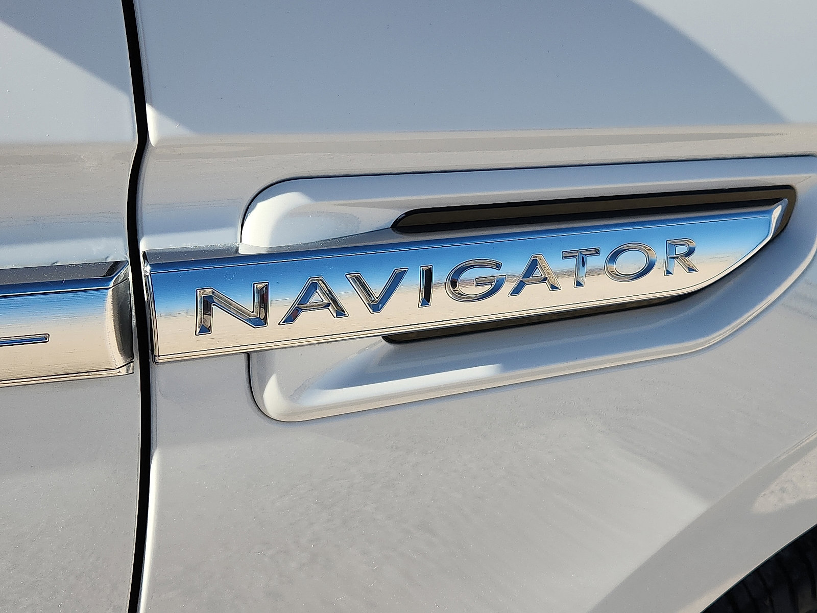 Used 2021 Lincoln Navigator L Reserve w/ Luxury Package image 8