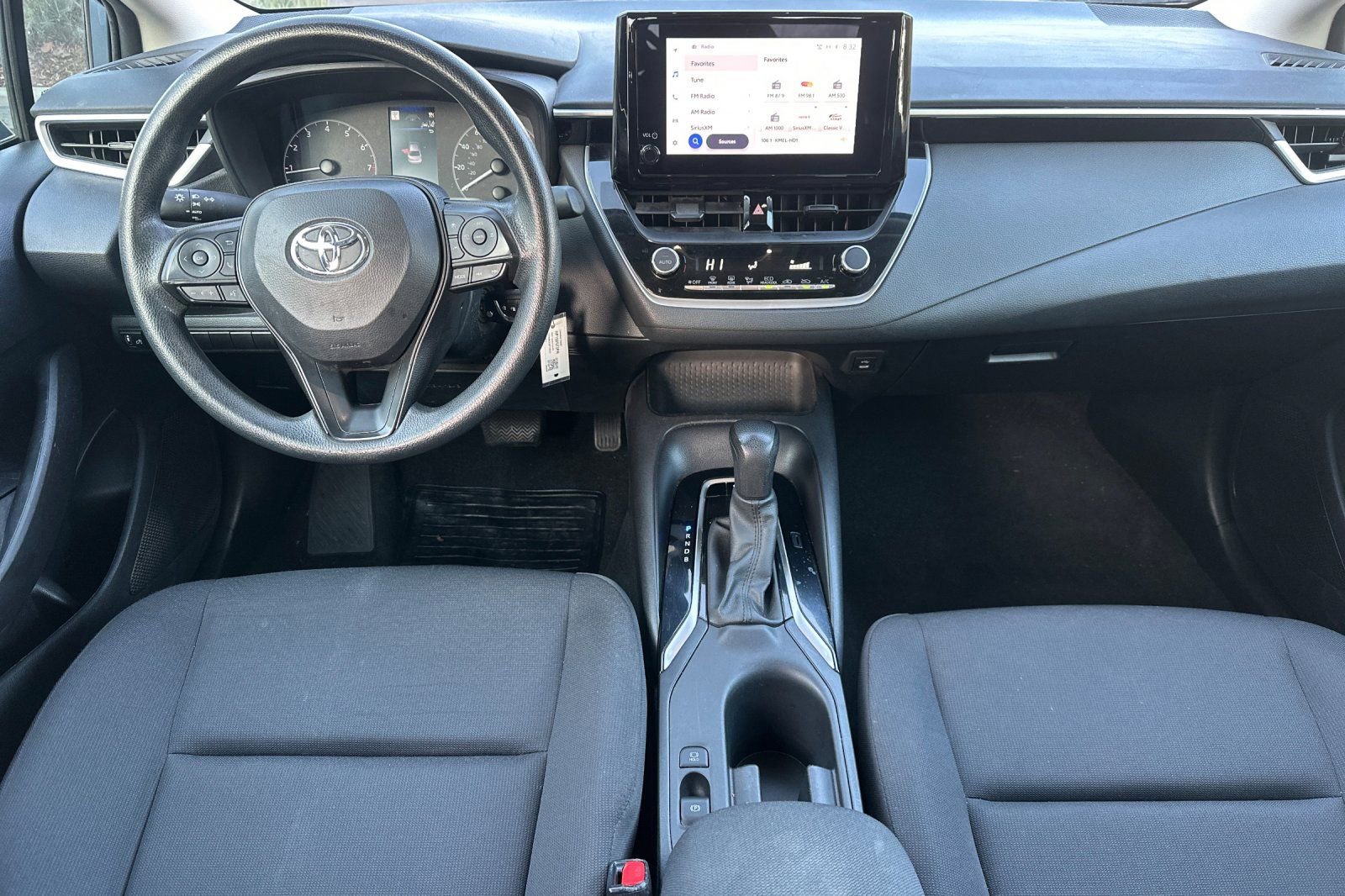 Used 2024 Toyota Corolla LE image 15