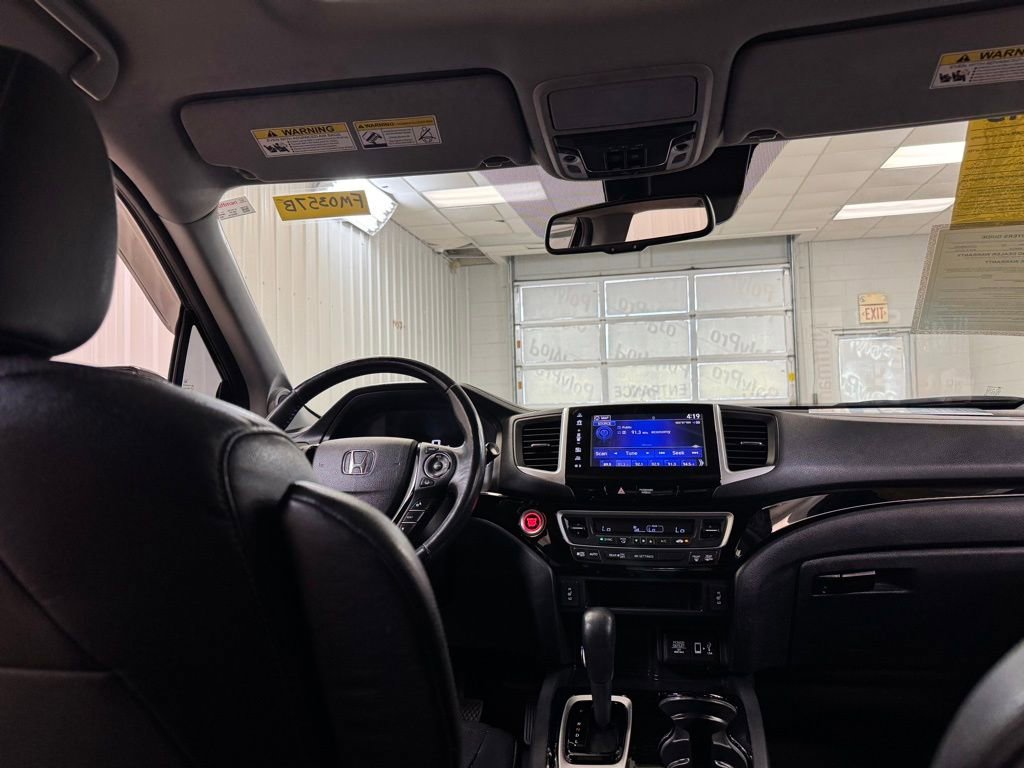 Used 2017 Honda Ridgeline RTL-E image 23