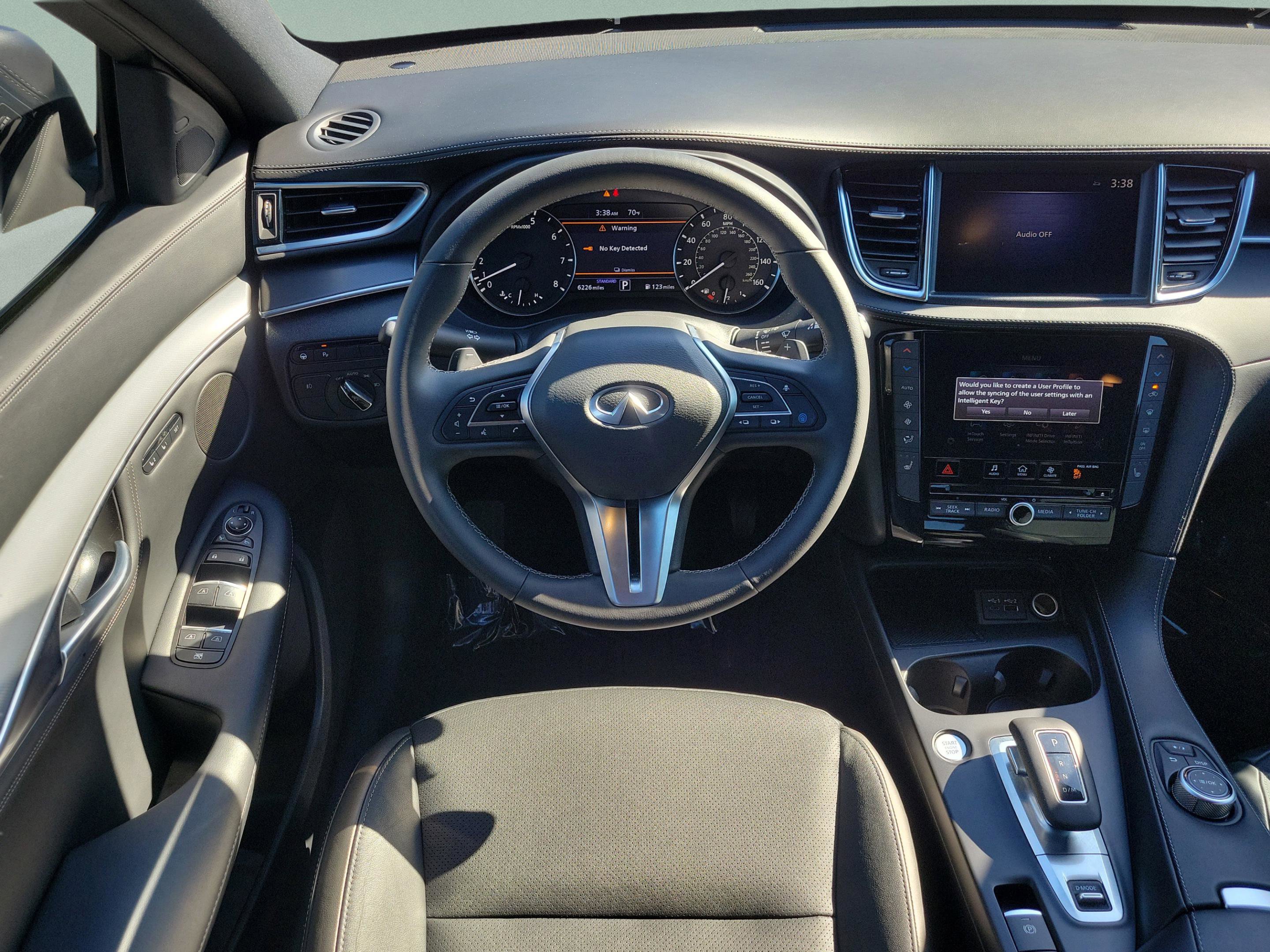 Certified 2025 INFINITI QX55 Luxe w/ Cargo Package image 9