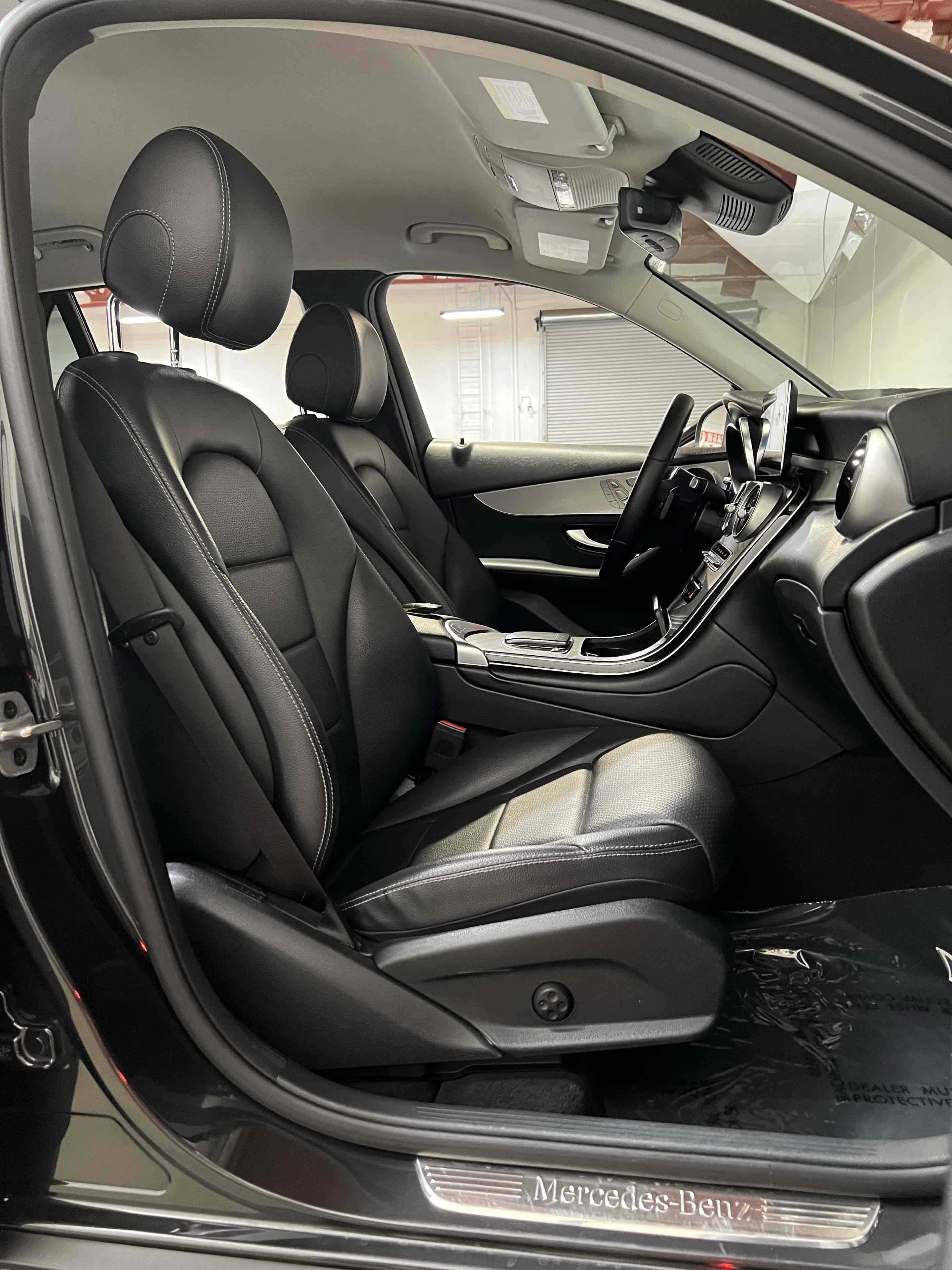 Used 2022 Mercedes-Benz GLC 300 image 54