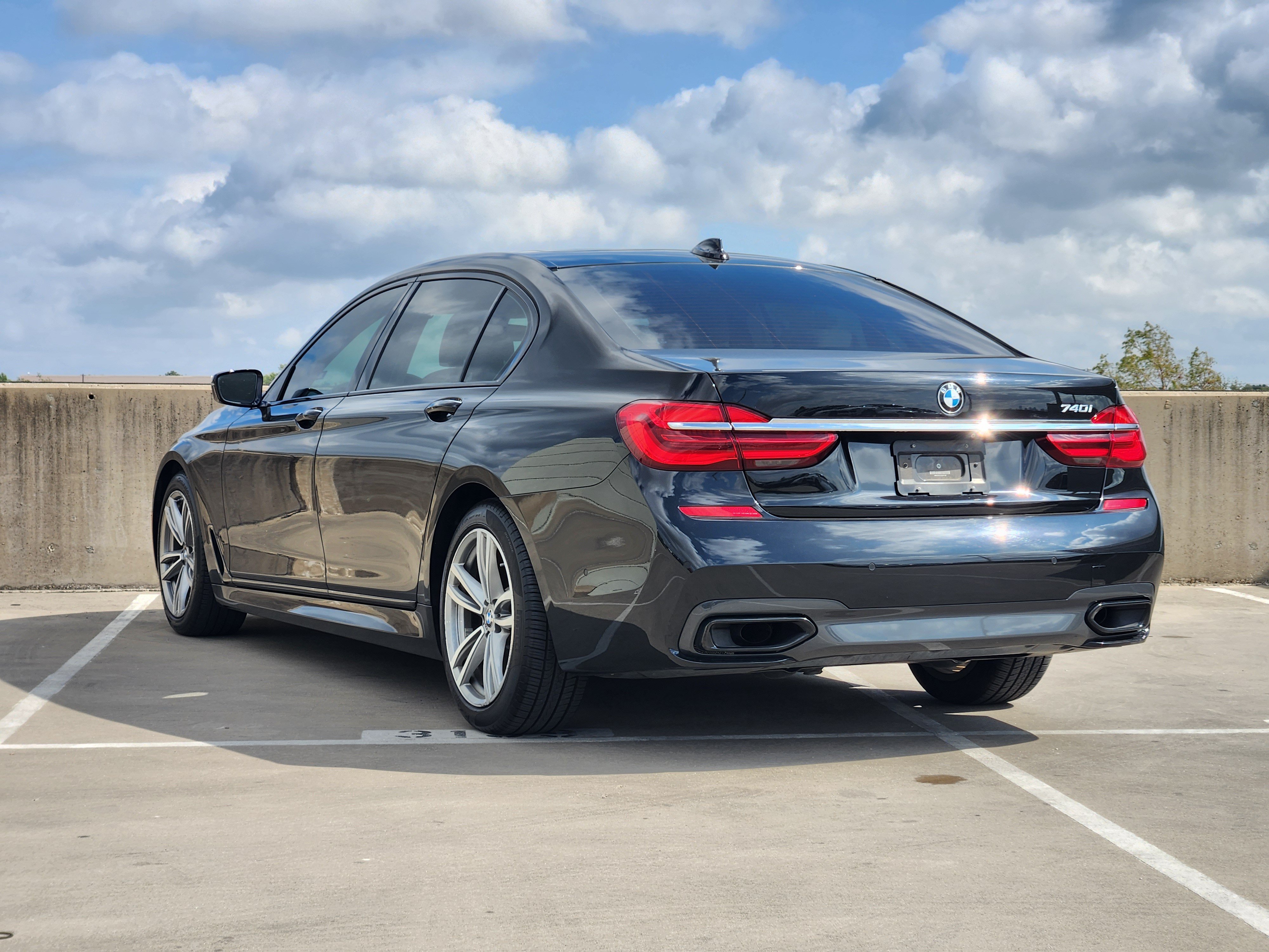 Used 2016 BMW 740i RWD image 3