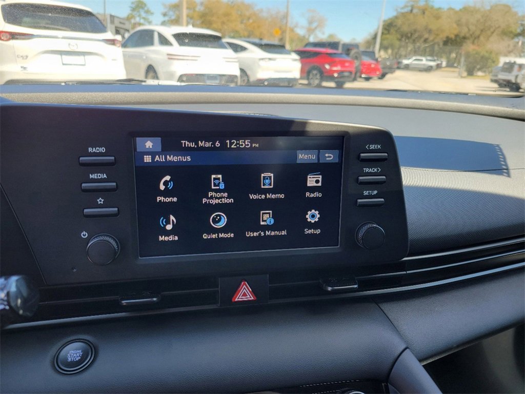 Used 2025 Hyundai Elantra Sport image 21