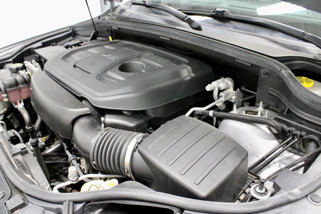 Used 2021 Jeep Grand Cherokee Limited AWD/4WD image 17