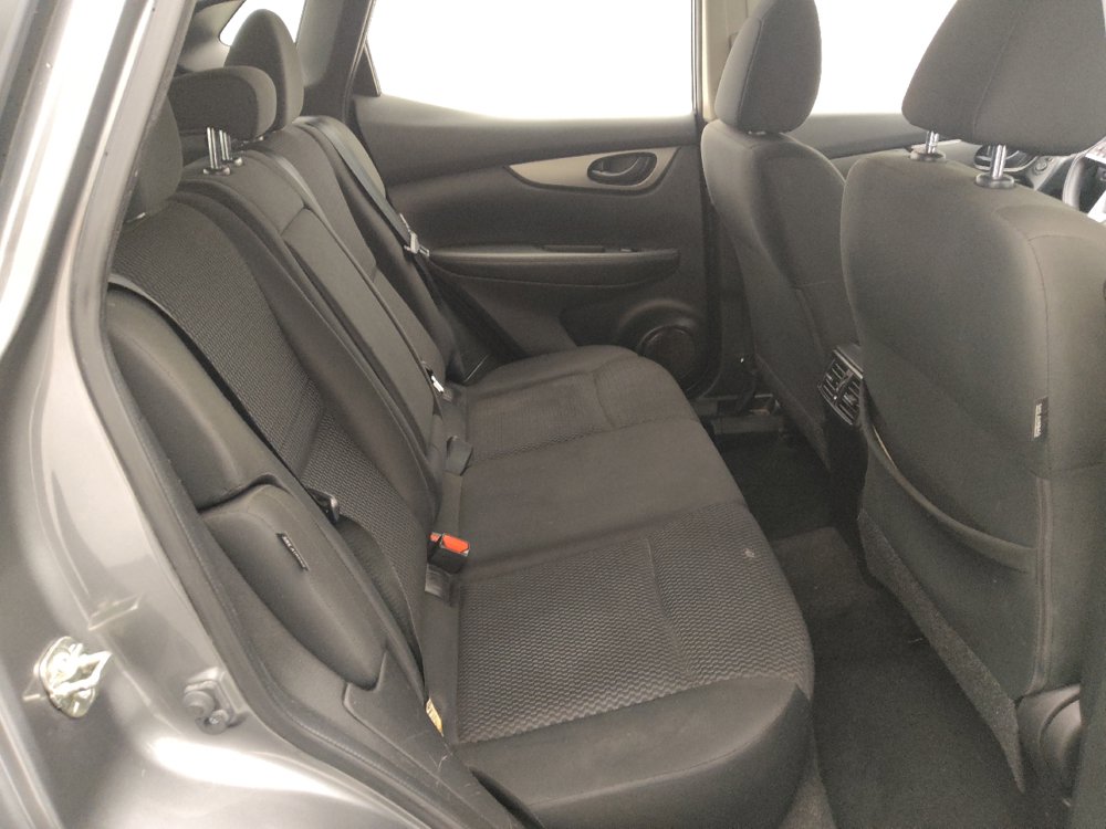 Used 2022 Nissan Rogue Sport S FWD image 19