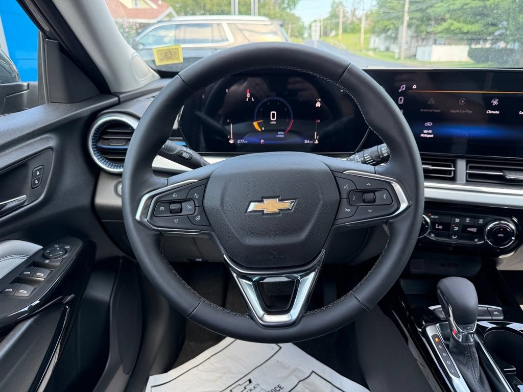 New 2026 Chevrolet Trax LT w/ LT Convenience Package FWD image 43