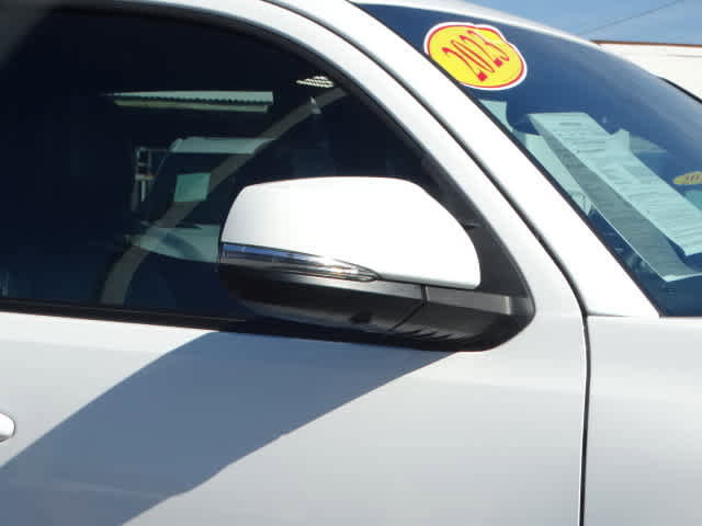 Used 2023 Toyota Tacoma TRD Off-Road w/ TRD Premium Off Road Package image 7