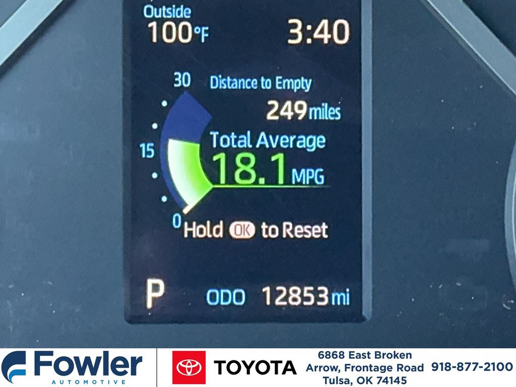Certified 2025 Toyota Tundra SR5 w/ SR5 Premium Package AWD/4WD image 15