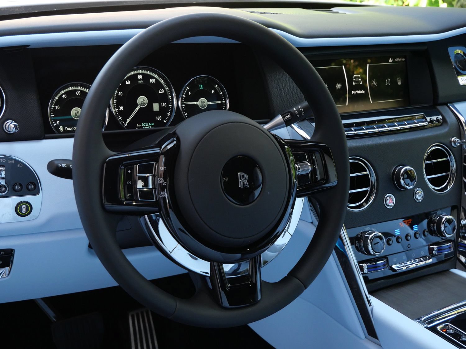 Certified 2024 Rolls-Royce Cullinan AWD/4WD image 23
