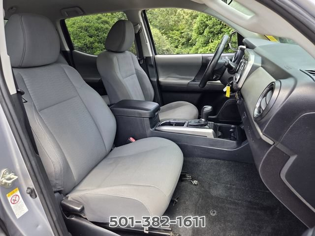 Used 2018 Toyota Tacoma SR5 RWD image 17