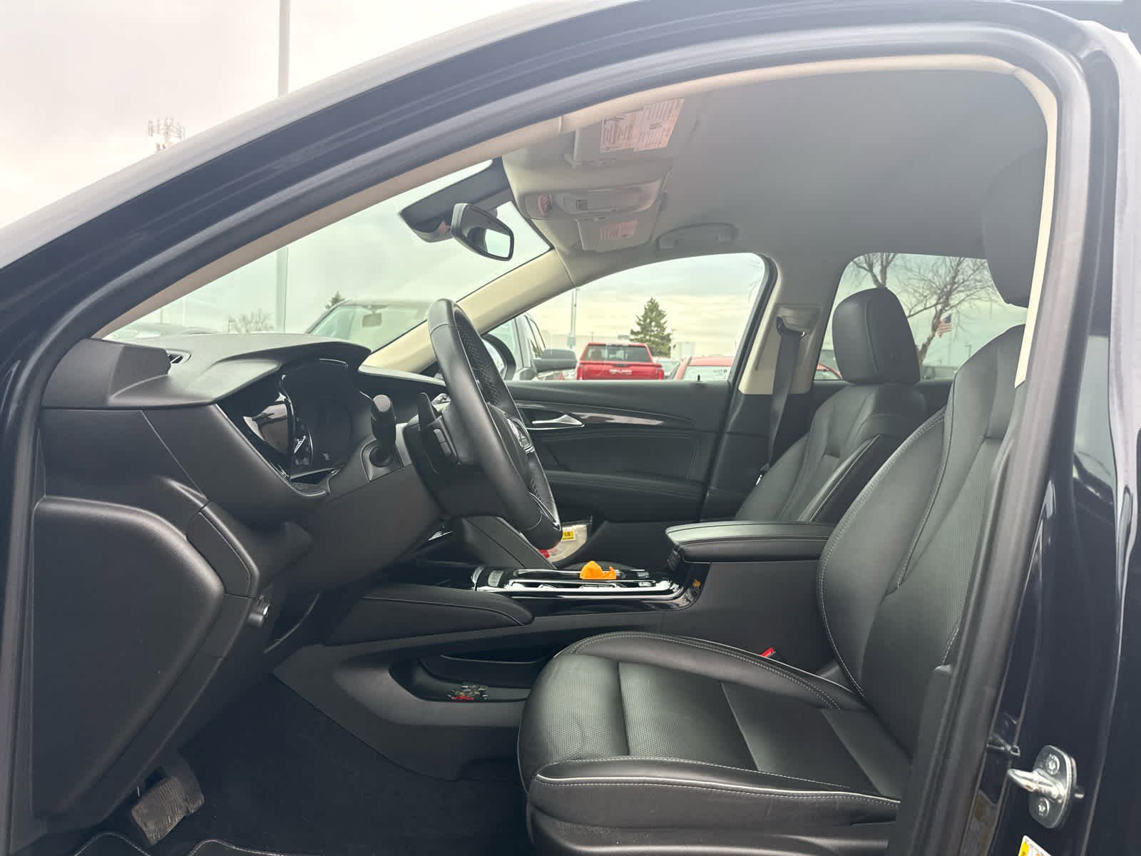 Used 2021 Buick Envision Essence image 5