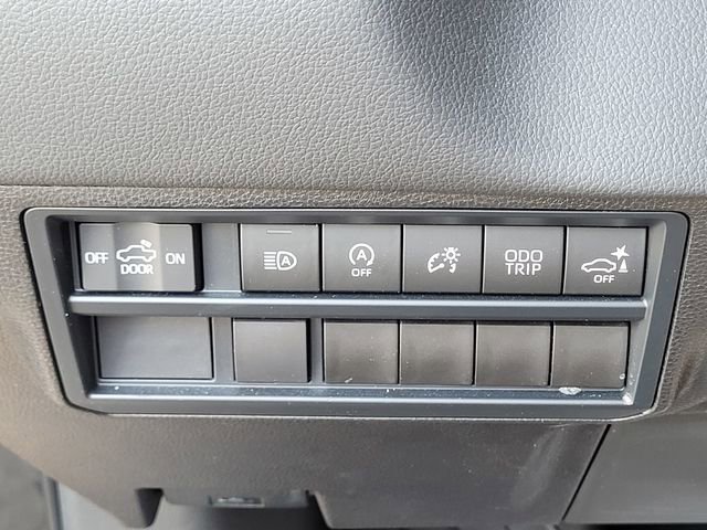 Used 2025 Toyota Tundra Limited image 16