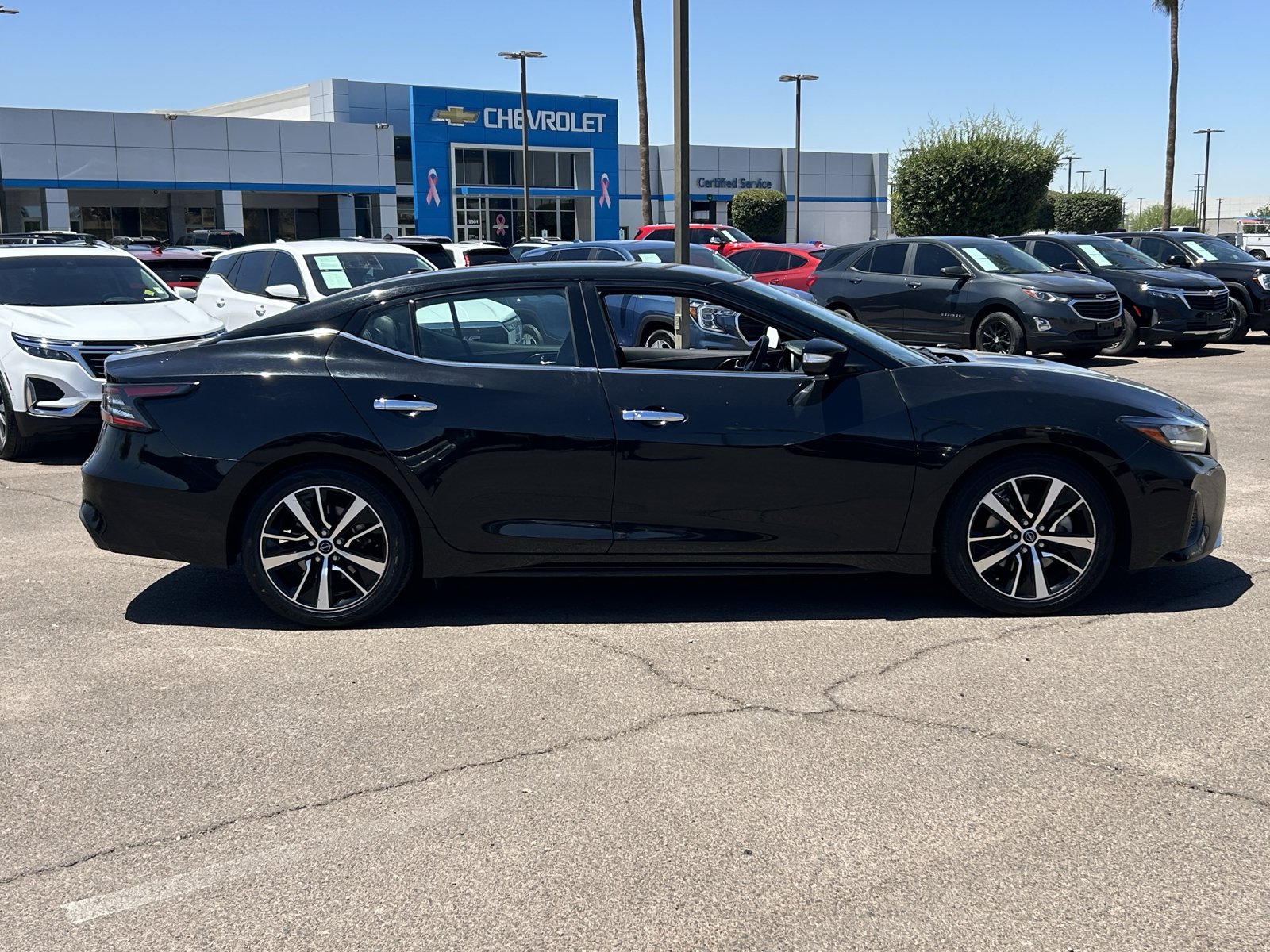 Used 2023 Nissan Maxima SV w/ Floor Mat Group FWD image 6