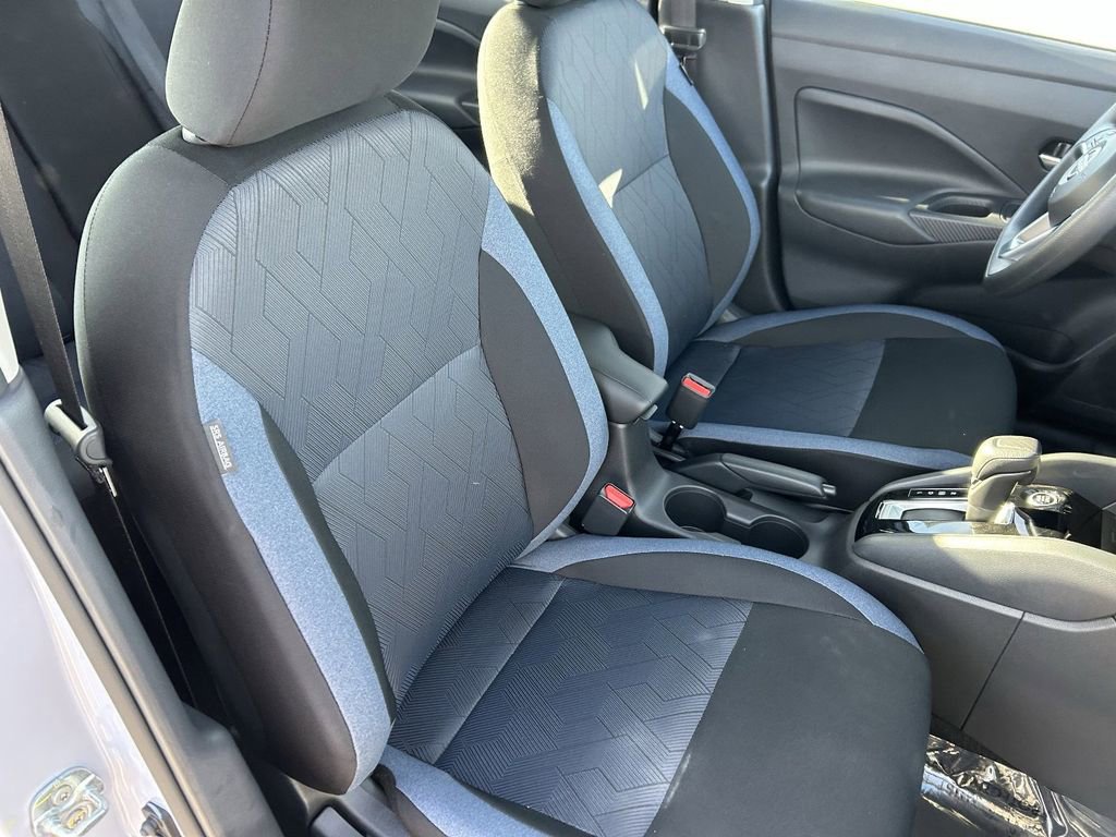 New 2025 Nissan Versa SV w/ Trunk Package image 10