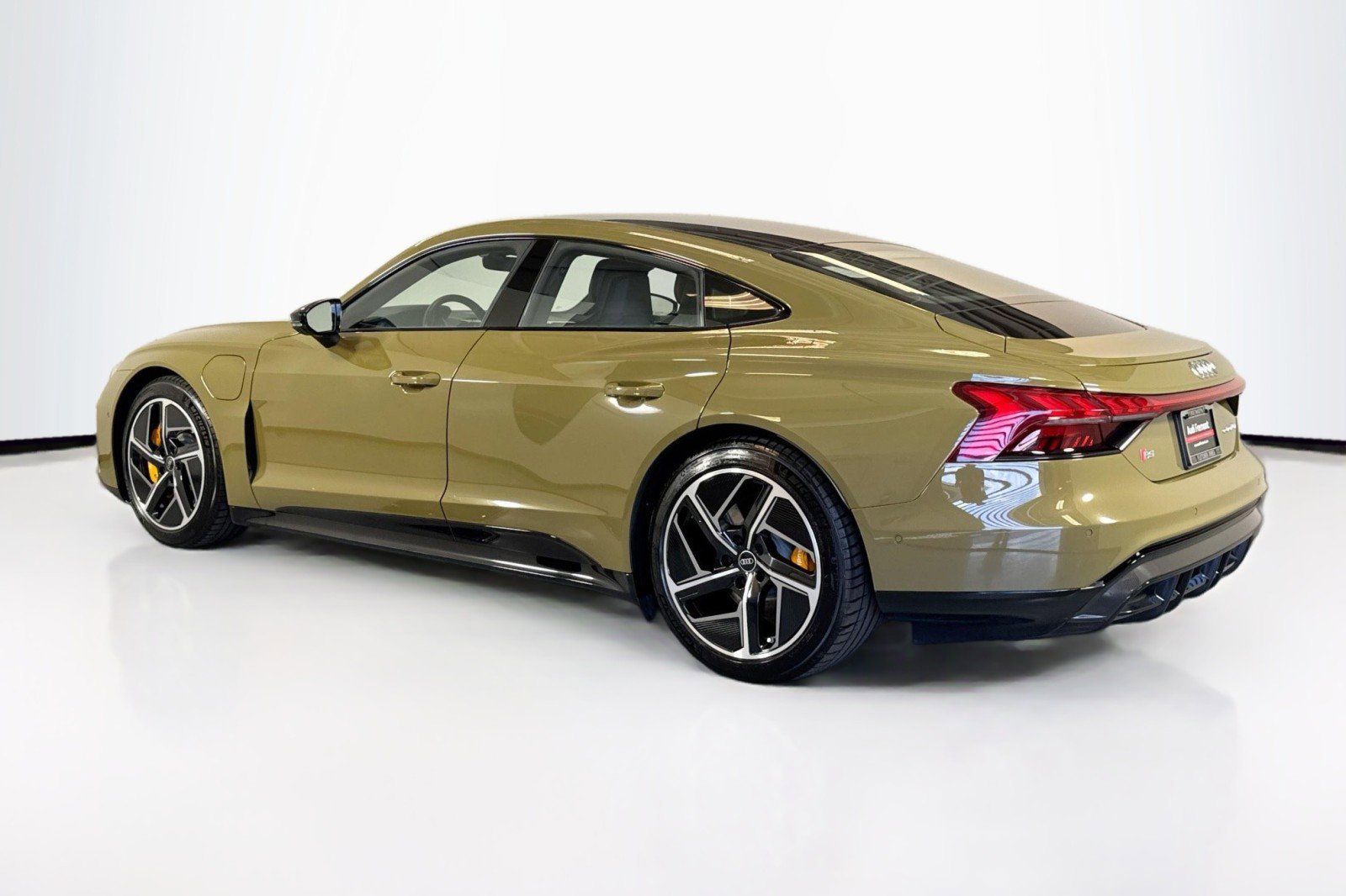 Used 2024 Audi RS e-tron GT image 7