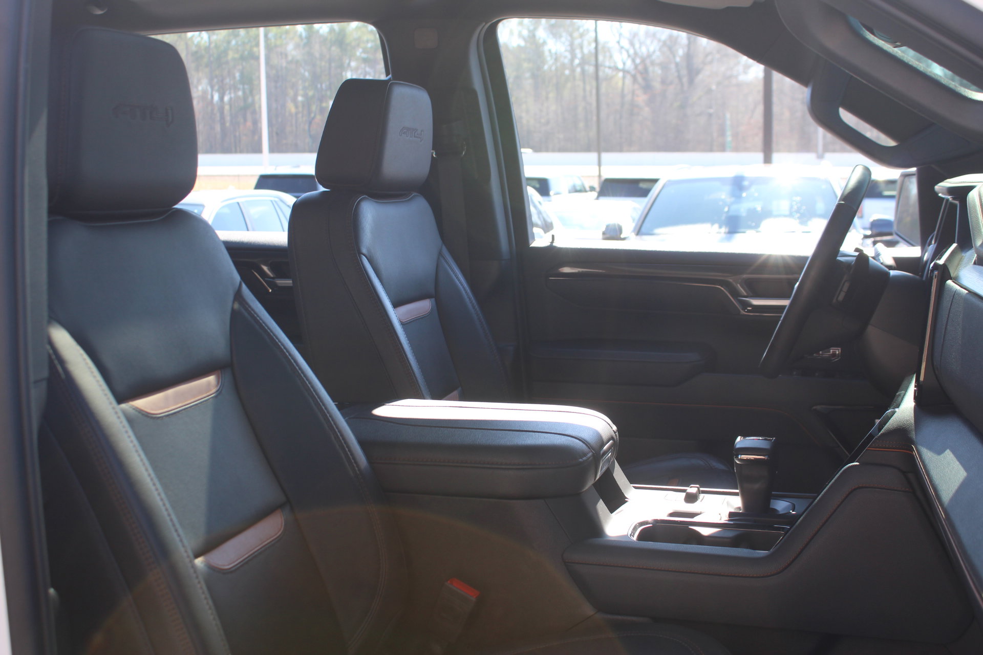 Used 2023 GMC Sierra 1500 AT4 w/ AT4 Premium Package image 37